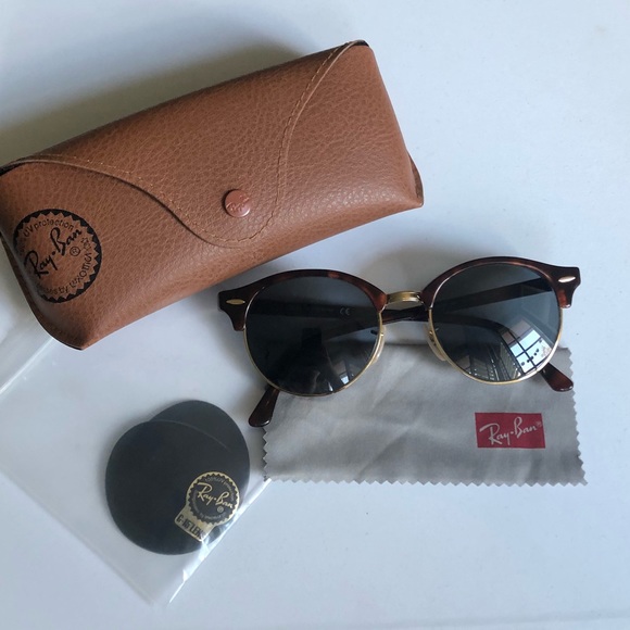 Ray-Ban Accessories - Authentic Ray-Bans ClubRound Classic